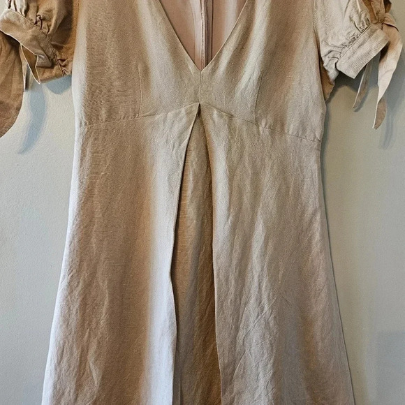 Sugarlips Women’s Casual Short Sleeve Mini Cream Dress Size Medium. - Picture 4 of 12